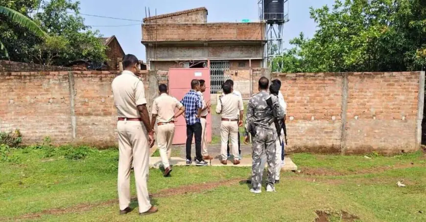 Sahibganj Strike: साहिबगंज में गन फैक्ट्री का भंडाफोड़, बिहार एसटीएफ और रांगा पुलिस की छापेमारी, बरामद हुए आधुनिक हथियार