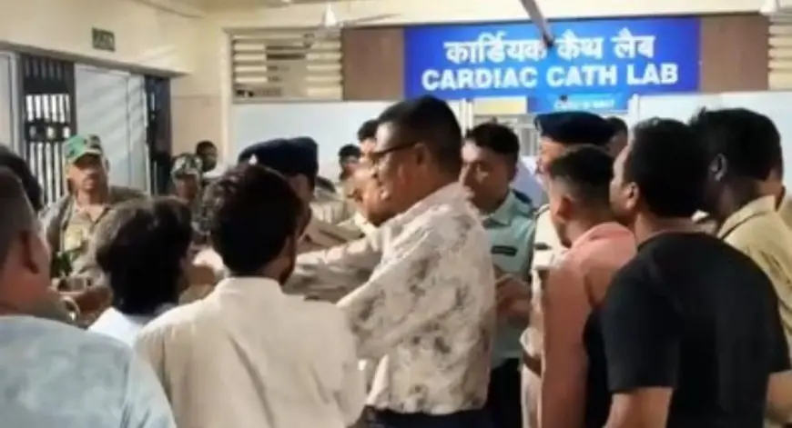 Jamshedpur Medical: ऑपरेशन के बाद बुजुर्ग की मौत पर कोहराम, पैसे लेने और लापरवाही का गंभीर आरोप