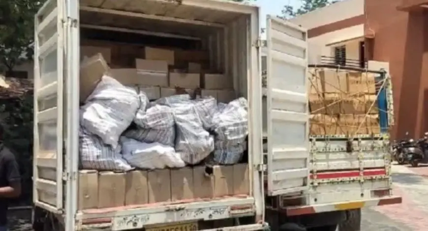 Ranchi Fake Liquor Bust: तीन थाना क्षेत्रों में छापेमारी, 1000 पेटी नकली शराब जब्त, एक तस्कर गिरफ्तार