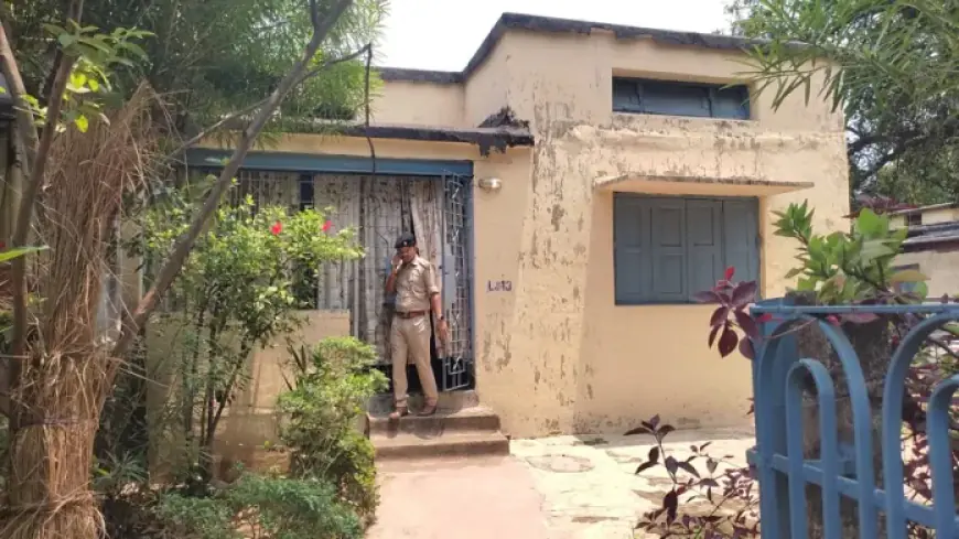 Sidhgora Triple Murder: रिटायर्ड कर्मचारी ने कुल्हाड़ी से पत्नी-बेटी-बेटे की हत्या की, फरार