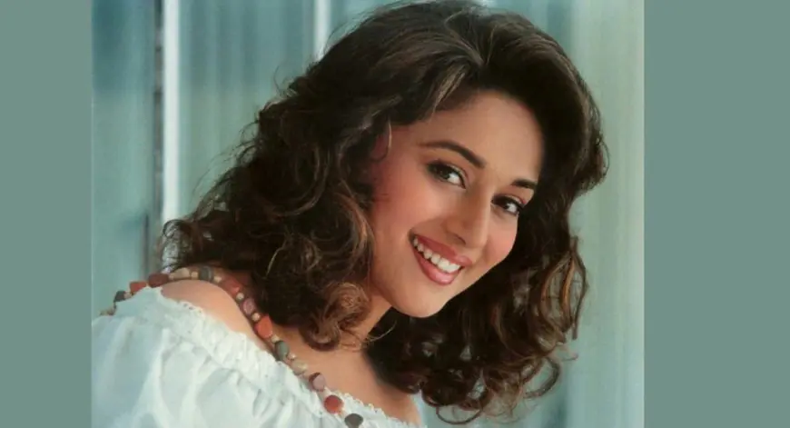 Madhuri Dixit Birthday :  17 साल बड़े इस दिग्गज क्रिकेटर के प्यार में पागल थीं माधुरी दीक्षित, इंटरव्यू में कहा था- वो मेरे सपने में आते हैं