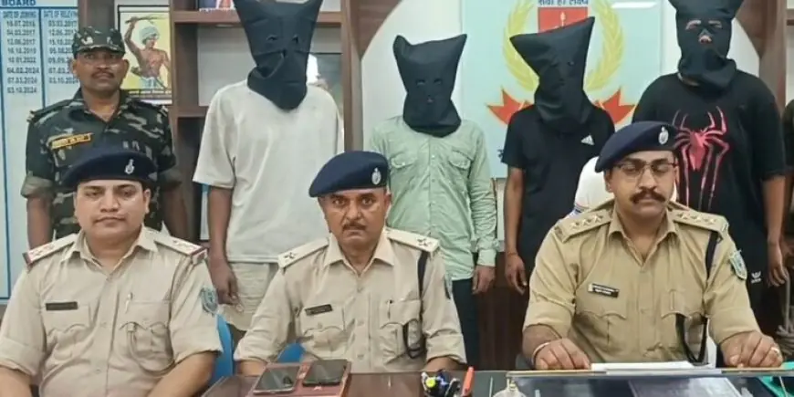 Gamharia  Metal Theft : स्क्रैप मेटल चोरी कर बेचने वाले गिरोह का भंडाफोड़, 10 टन मेटल बरामद
