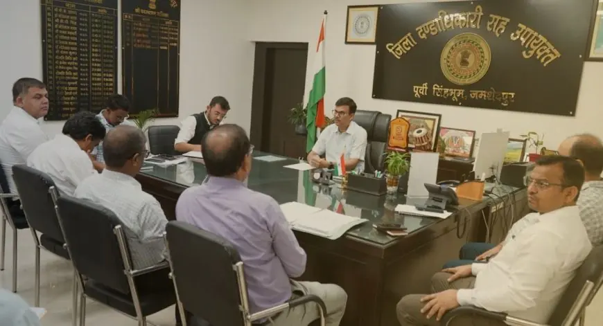 Jamshedpur Action : एमजीएम अस्पताल में पानी की किल्लत पर भड़के डीसी, लापरवाही करने वाली एजेंसी पर 15 जून के बाद सीधे दर्ज होगी एफआईआर