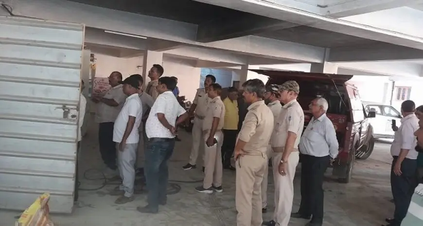 MGM Fire: लाइब्रेरी भवन के नीचे सोलर बैटरियों में भयंकर ब्लास्ट, धुएं के गुबार से घिरा मेडिकल कॉलेज, होमगार्ड जवानों ने टाला महा-हादसा