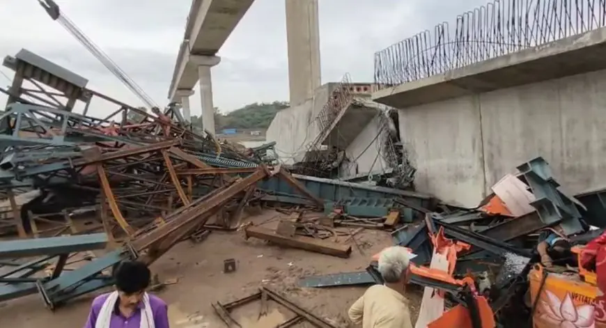 Hamirpur Accident : बेतवा नदी पर निर्माणाधीन पुल का स्लैब गिरने से छह मजदूरों की दर्दनाक मौत, तीन घायल!