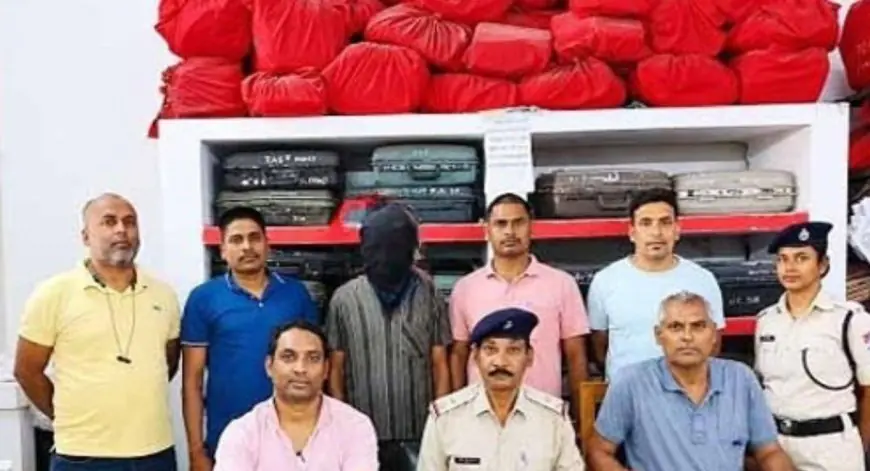Tatanagar Arrest: स्टेशन पर यात्री का फोन चुराकर भाग रहा था बागबेड़ा का पिंटू राम, आरपीएफ-जीआरपी ने जाल बिछाकर दबोचा!