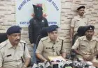 Jamshedpur Arms Smuggling : जुगसलाई में स्विफ्ट डिजायर कार के सीक्रेट कट्स केबिन से दो लोहे के लोडेड पिस्टल मैगजीन बरामद, शातिर सैयद अदनान मिर्जा लाइव गिरफ्तार!