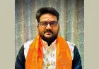 Bihar MLC Elections : एमएलसी चुनाव 2026 में अनिल कुमार ठाकुर को टिकट मिलने पर जमशेदपुर नाई संघ में भारी जश्न, पीएम मोदी और नितिन नवीन का जताया विधिक आभार!