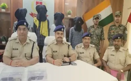 Chatra Raid :  डुमरिया स्कूल परिसर में संभावित डार्क डकैती टली, दो पिस्टल और जिंदा कारतूस के साथ 4 अंतरराज्यीय लाइव शूटर दबोचे!