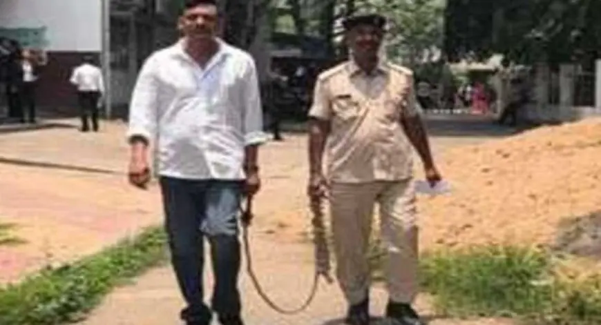 Golmuri Surrender :  कुख्यात रवि खेड़ा ने कोर्ट में टेके घुटने, गोलमुरी लोचन फायरिंग केस के बाद था फरार!