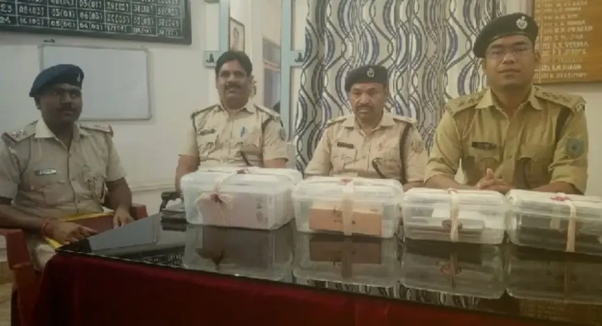 Jamtara Mobile Thief : गुप्त सूचना पर नाबालिग शातिर चोर गिरफ्तार, पास से बरामद हुए अलग-अलग कंपनियों के 8 विजुअल स्मार्टफोन!