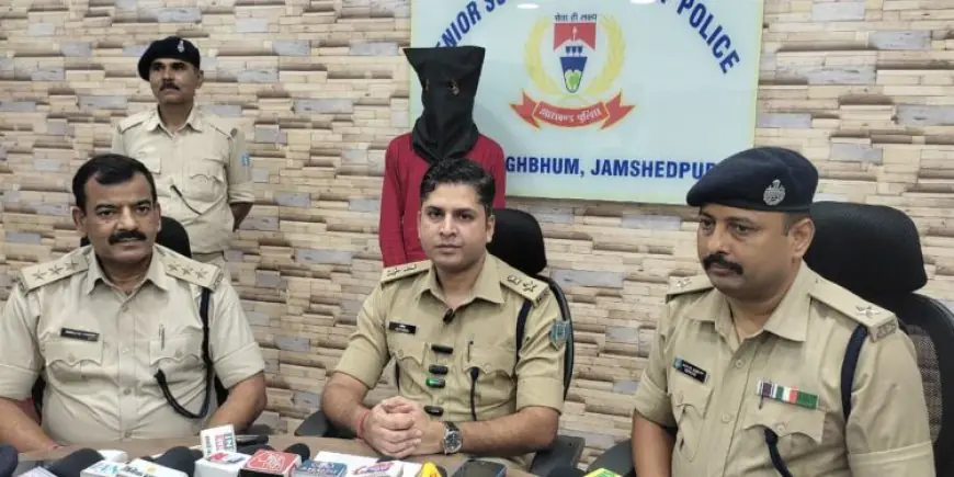 Jamshedpur Gun Arrest : बेलीबोधन घाट पर देसी पिस्टल और जिंदा कारतूस के साथ आरआईटी का निहाल कुमार गुप्ता लाइव दबोचा, सिटी एसपी का बड़ा खुलासा!