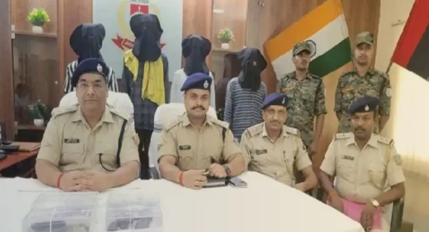Chatra Raid :  डुमरिया स्कूल परिसर में संभावित डार्क डकैती टली, दो पिस्टल और जिंदा कारतूस के साथ 4 अंतरराज्यीय लाइव शूटर दबोचे!